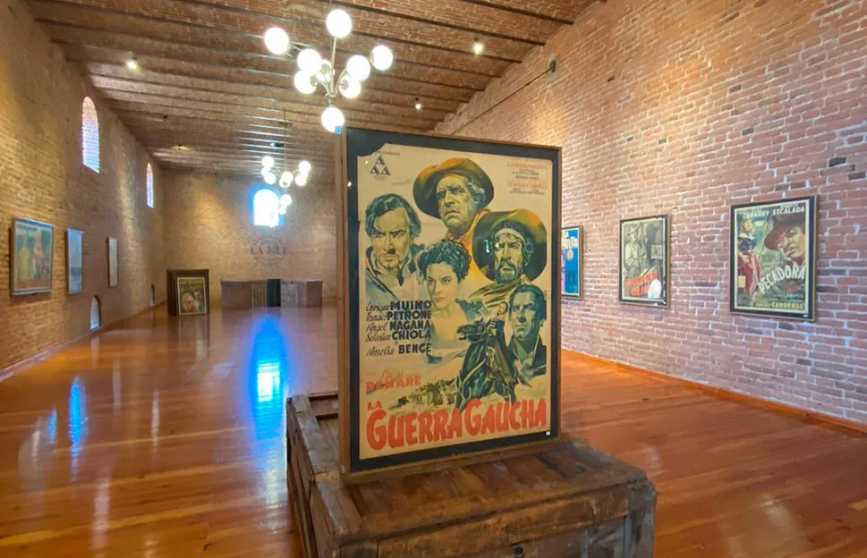 Muestra-afiches-cine-nacional