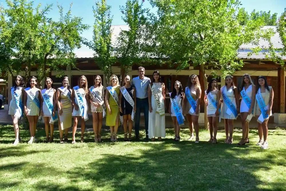 Intendente y candidatas